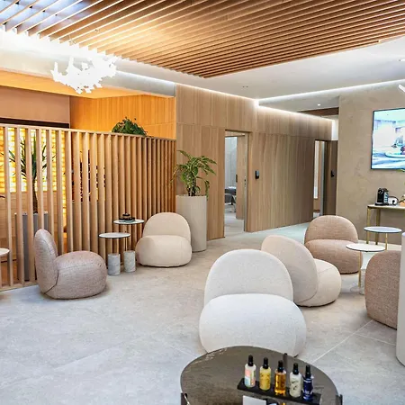 Novotel Avignon Centre-2